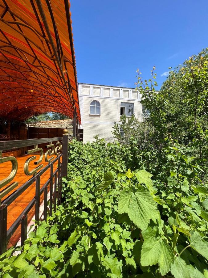 Hostel My House Karakol Εξωτερικό φωτογραφία