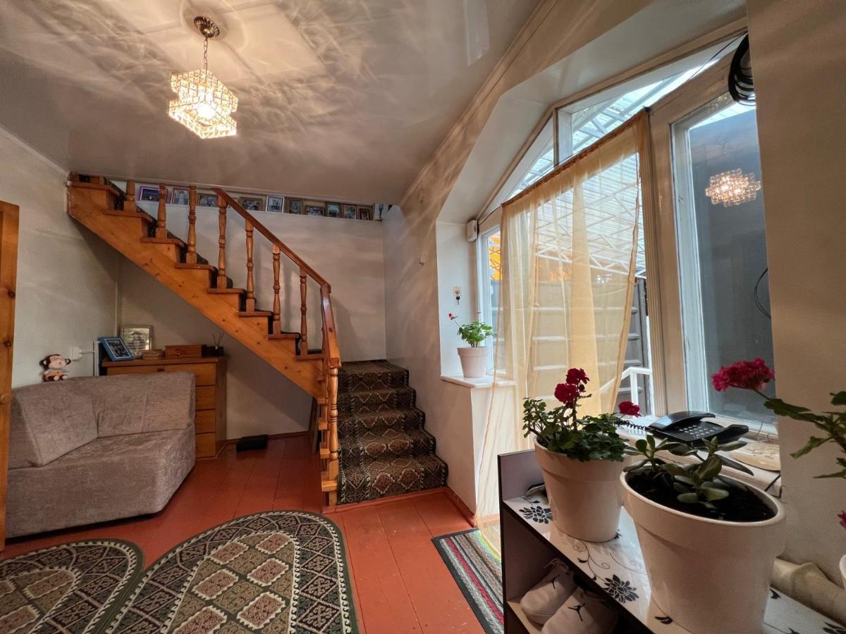 Hostel My House Karakol Εξωτερικό φωτογραφία