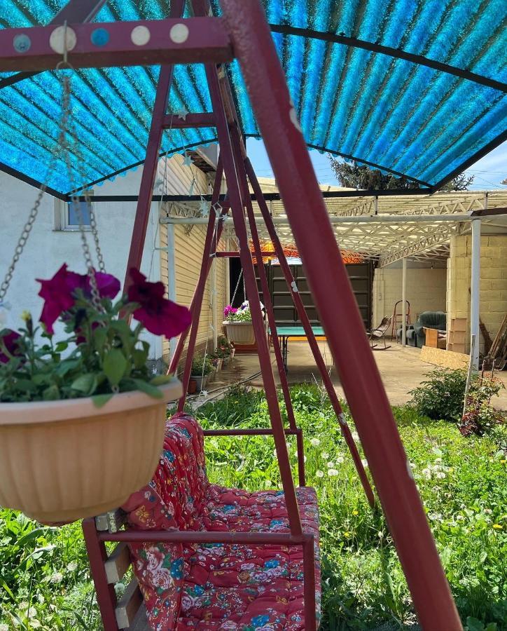 Hostel My House Karakol Εξωτερικό φωτογραφία